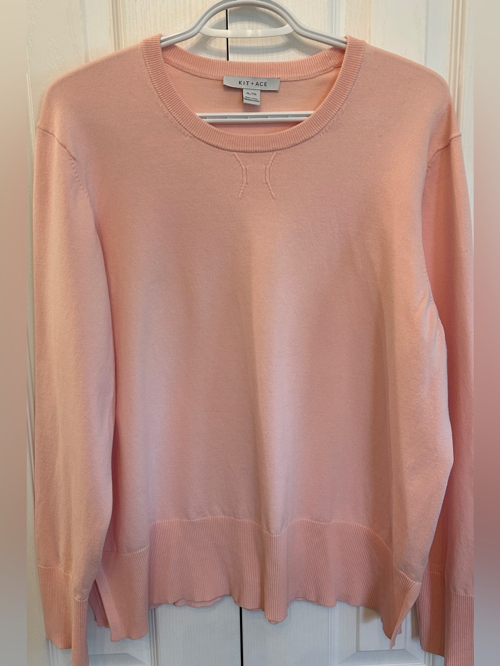 Kit and Ace Breeze Through Crewneck Pink Performance Sweater XL